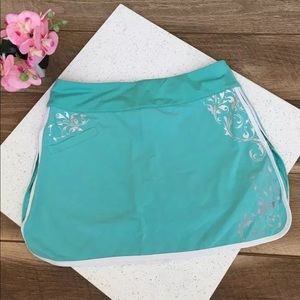 Athleta swift summer aqua running shorts size 8